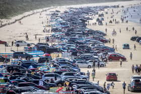 Hundreds of cars full of holidaymakers flocked to Portstewart to enjoy the sun on Friday