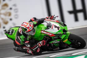 Jonathan Rea won his 13th race at Assen on Saturday to reclaim the lead of the World Superbike Championship.