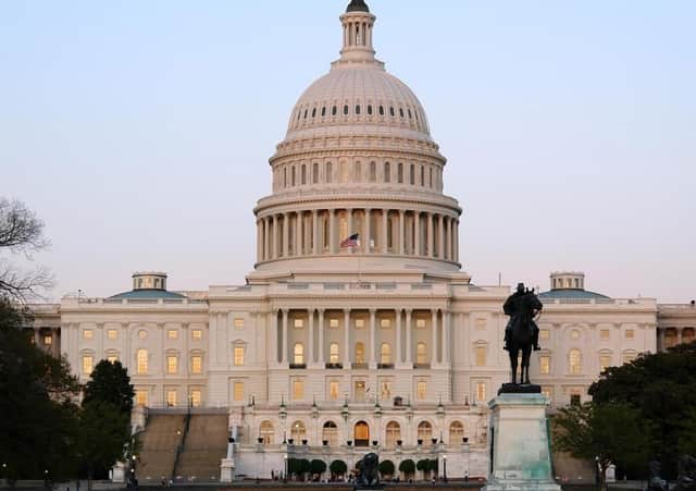 Unionist lobbyists could lobby members of the US Congress, above