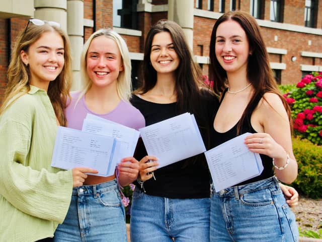 A-Level students from Thornhill College