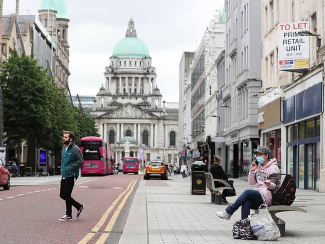 A Green Party proposal for Belfast City council to be given the power to pedestrianise streets has been blocked by the DUP and Sinn Fein.