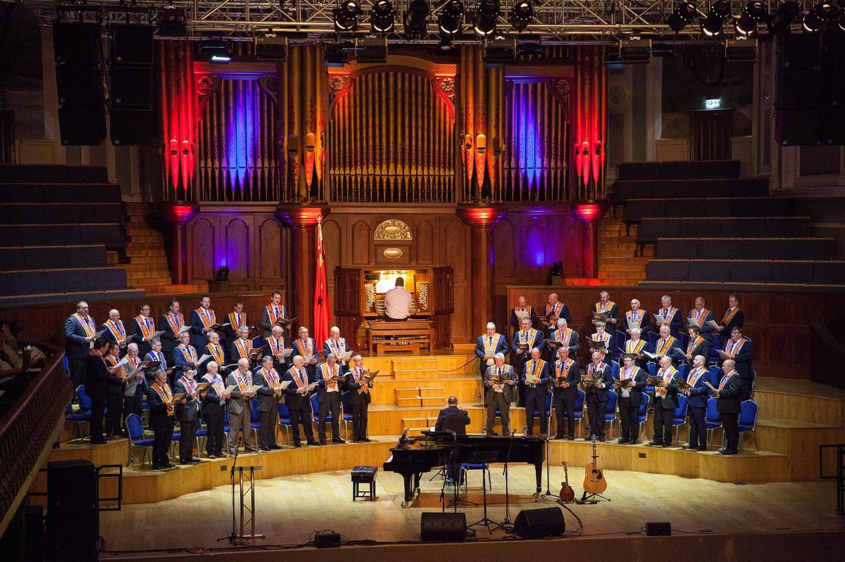 A Joyful Noise in Ulster Hall: Orange Order will sing praise to Her Majesty