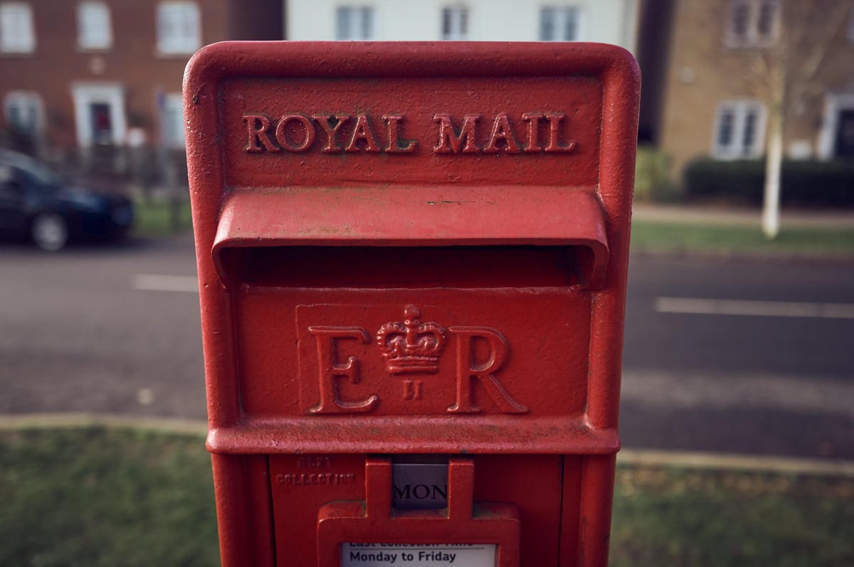 Royal Mail workers to stage another 19 strikes
