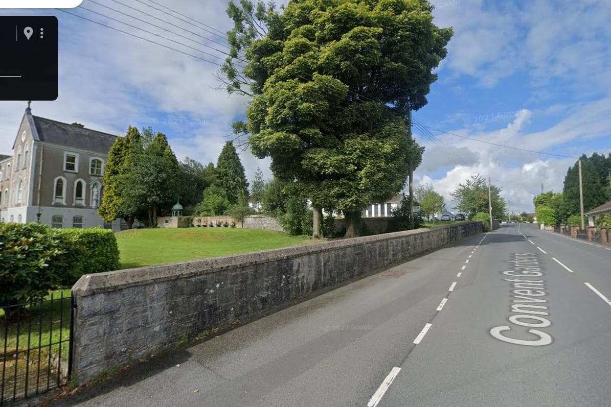 Cash and jewellery taken during burglaries in the Bessbrook area of Newry