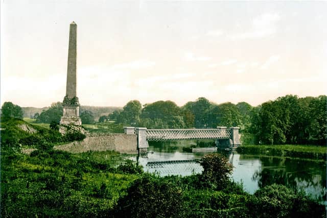 Panoramic view of the Boyne obelisk and the adjoining bridge from the west side (c1890–1900). Picture: Wikimedia Commons