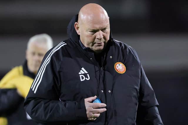 Portadown manager David Jeffrey. (Photo by David Maginnis/Pacemaker Press)