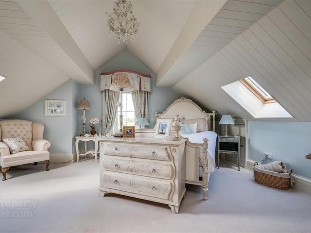 'Cherryfields', 22 Cherryburn Road,
Templepatrick, BT39 0JD
5 Bed Detached House
Offers over £1,250,000