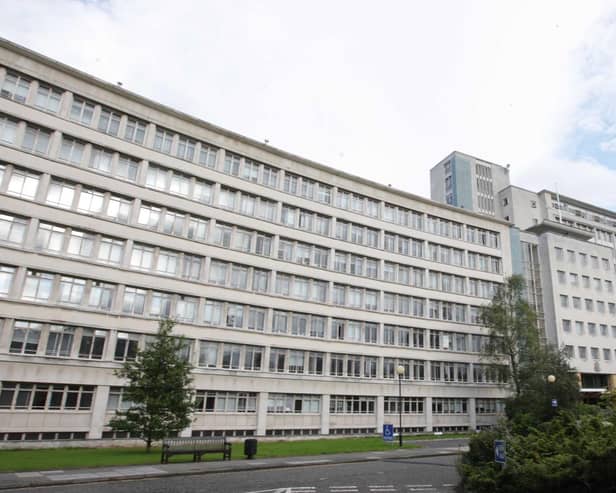 Dundonald House