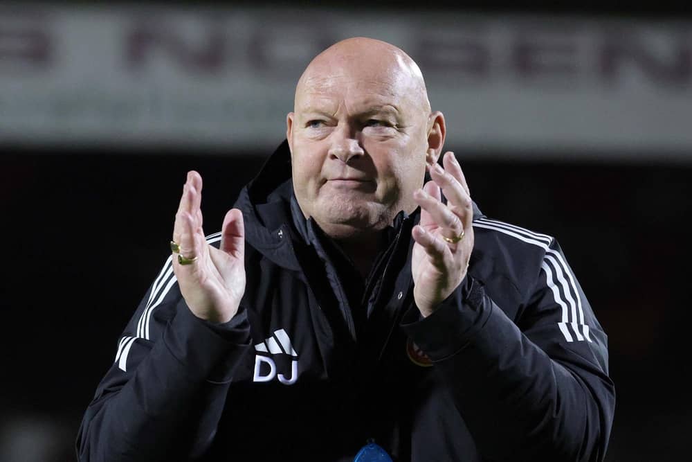 Portadown manager David Jeffrey. (Photo by David Maginnis/Pacemaker Press)