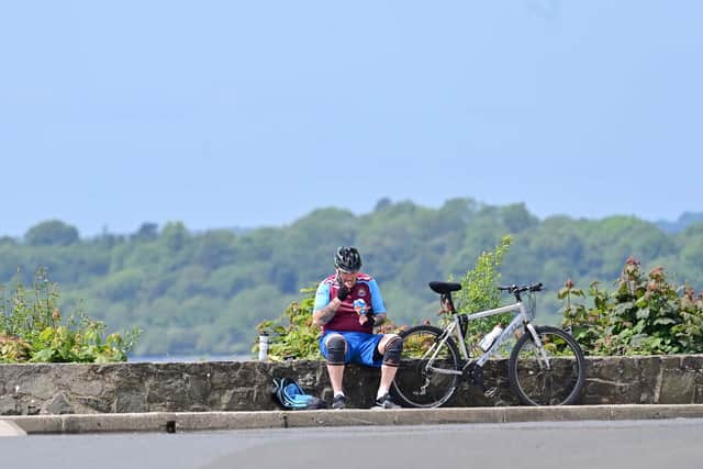 Pacemaker Press 29/05/23
Enjoying the weather at Lough Shore Park in Antrim on Bank Holiday Monday, with warm weather expected for the week ahead.
Pic Colm Lenaghan/Pacemaker
