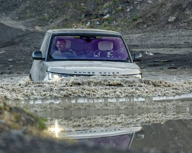 Paddy McGuiness test drives the new Range Rover