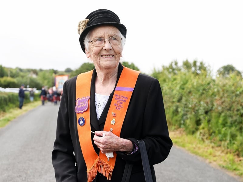 83-year-old Nan Leslie from Ballintra, Co. Donegal and of Hilltown Guiding Star W.L.O.L 228 pictured at the parade