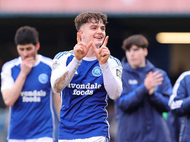 Glenavon's Paul McGovern. (Photo by Alan Weir/Pacemaker Press)