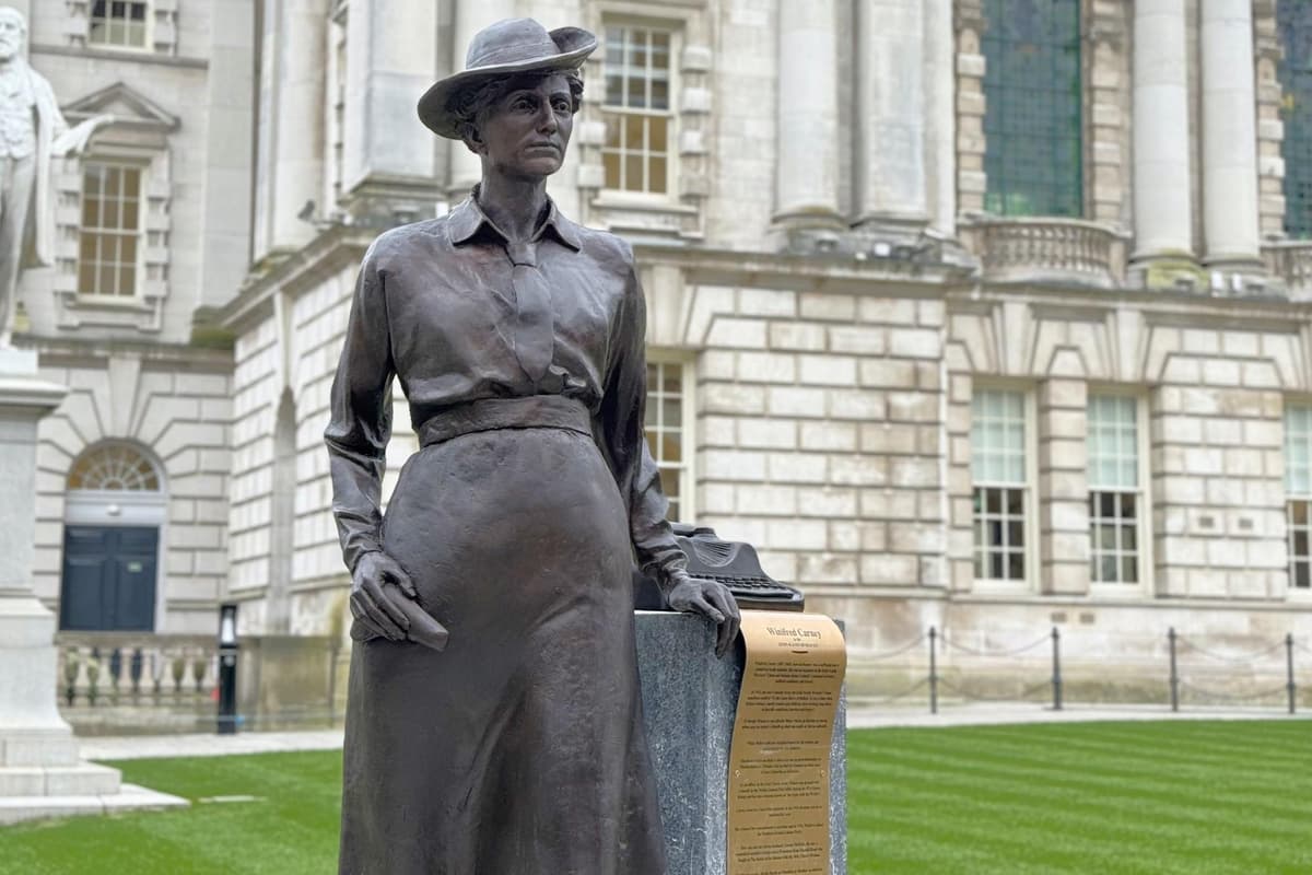 1916 Rising Statues Statues unveiled in centre of Belfast to 1916 Easter Rising rebel and ...