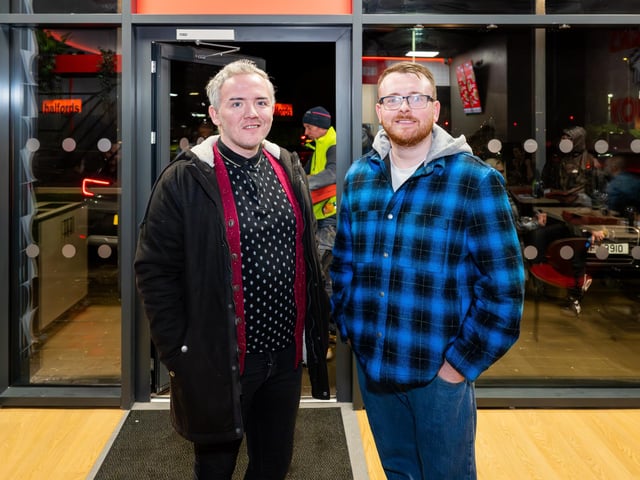 New Pizza Hut restaurant in Bangor has enjoyed a phenomenal start, selling more than 15,000 pizza slices within just two weeks of opening