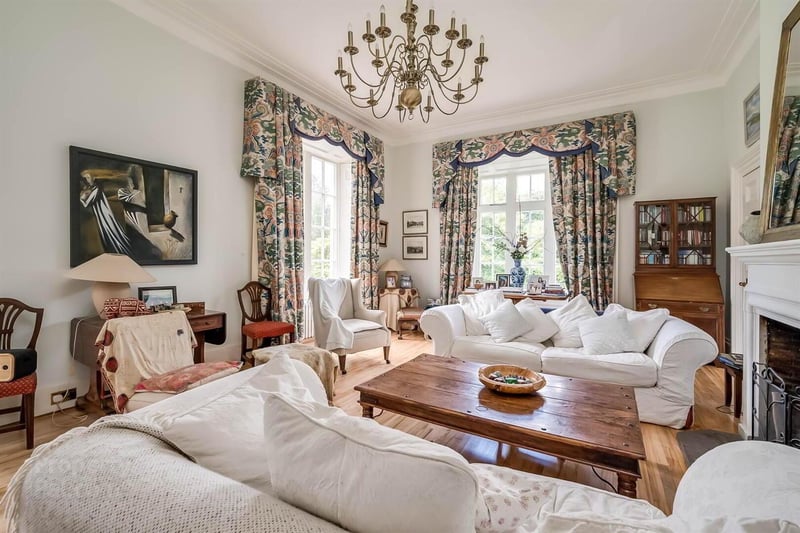 Highlands, 37 Farranfad Road,
Seaforde, BT30 8NH

7 Bed Detached House

Offers around £1,475,000