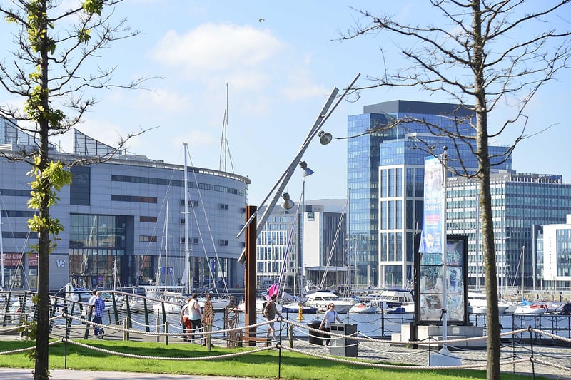 Belfast weather forecast for the coming days suggests the sun will be here for a little longer.People pictured enjoying the sunshine at Belfast Harbor Marina in Northern Ireland.
Picture By: Arthur Allison/Pacemaker Press.