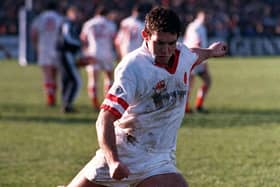 Ulster's Simon Mason kicks a conversion during the semi-final victory over Stade Francais in 1999. (Photo by Stephen Davison/Pacemaker)