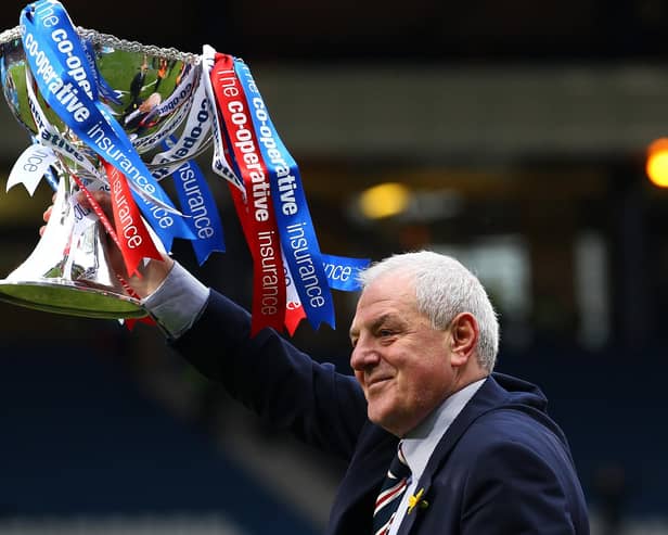 A statue of legendary Rangers manager Walter Smith will be unveiled at Ibrox on Saturday