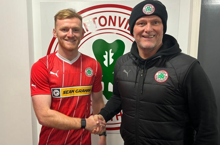 As part of the deal that resulted in Chris Gallagher heading to Larne, midfielder Shea Gordon went in the opposite direction, joining Cliftonville