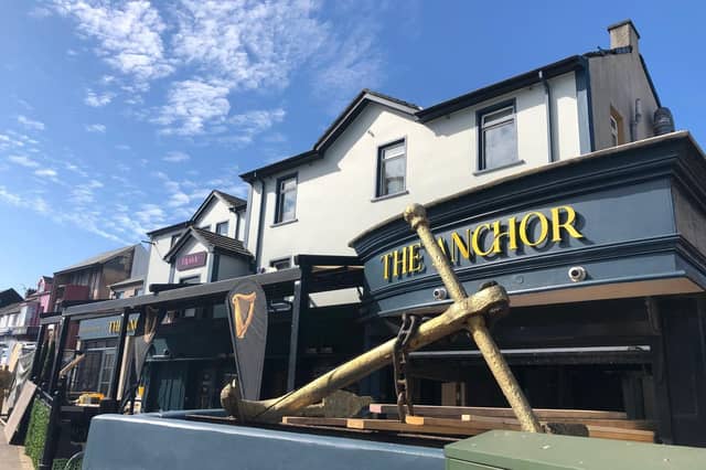 Portstewart’s iconic Anchor Bar has launched its brand-new nightclub, Riptide, following a major refurbishment — just in time for the bustling NW200 race week