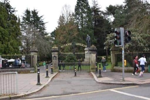 Botanic Gardens gate to be listed at University Road/Stranmillis Road