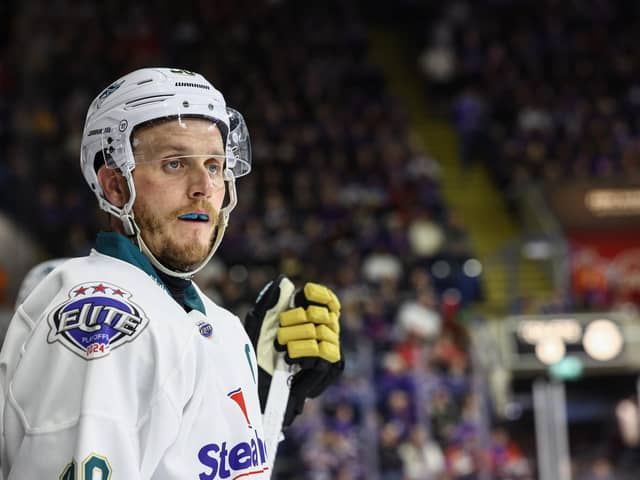 Last season's captain Mark Cooper has signed for the Belfast Giants for the 2024/25 season. Photo by William Cherry/Presseye