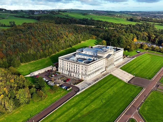   Stormont MLAs are set to receive a £2,000 pay increase.  