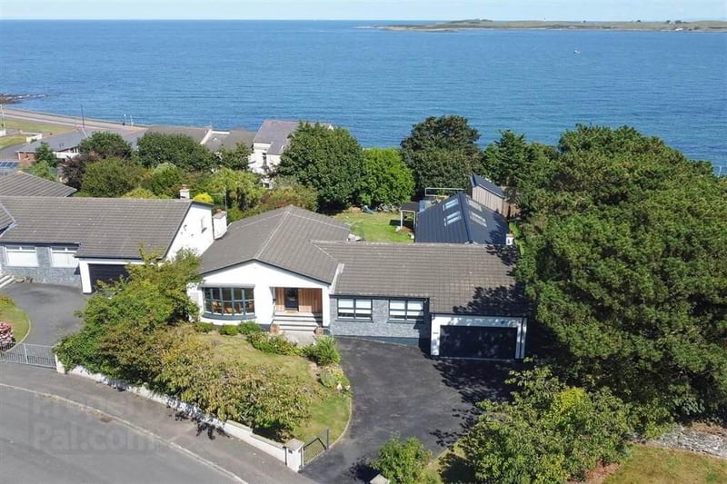 "Sea Pines", 57 Barn Hill,
Donaghadee, BT21 0QA

5 Bed Detached House

Offers around £750,000