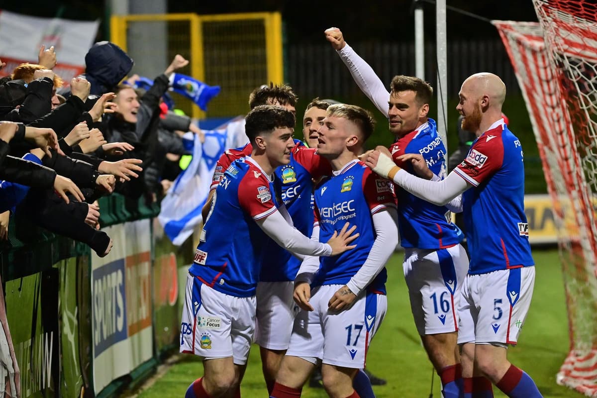 Cliftonville punished for missed chances and a lapse in concentration in defence as Linfield pick up victory at Solitude