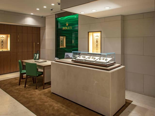 Lunn’s the Jewellers is set to expand their presence in Donegall Place in partnership with Rolex. Lunn’s, a family-owned business, purchased the adjoining building to their luxury shopping destination, Queen’s Arcade, in 2023.  The project representing an investment of £5.5 million, will see the current Rolex showroom more than triple its existing footprint to over 200 square metres