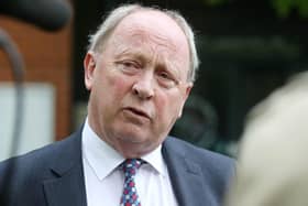 Jim Allister MLA has called Peter Robinson's intervention on DUP - Government talks over the Irish Sea border "folly".