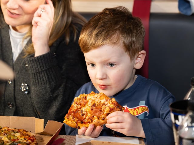 New Pizza Hut restaurant in Bangor has enjoyed a phenomenal start, selling more than 15,000 pizza slices within just two weeks of opening