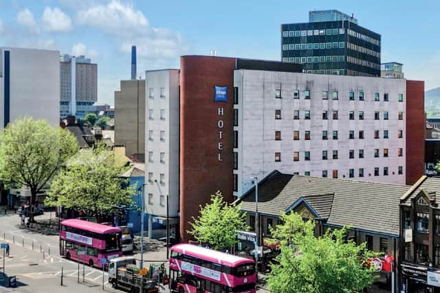 Andras House purchased the ETAP Hotel in Belfast in March for £7.35m. The 146-bedroom hotel was sold subject to a lease with over six years unexpired, reflecting a Net Initial Yield of 6.8%