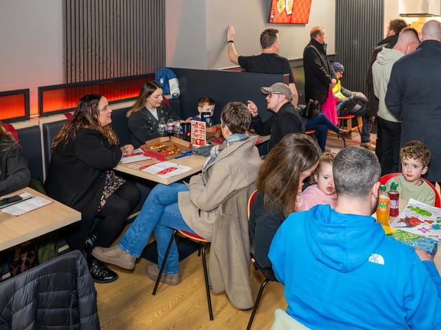 New Pizza Hut restaurant in Bangor has enjoyed a phenomenal start, selling more than 15,000 pizza slices within just two weeks of opening