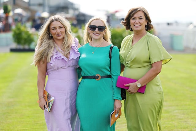 Press Eye - Belfast -  Northern Ireland - 28th July 2023 - 

Emma McCaul, Carla Fraser and Caitriona McGarrity
pictured at Down Royal Race Evening at Down Royal Racecourse. 

Photo by Kelvin Boyes  / Press Eye :-
