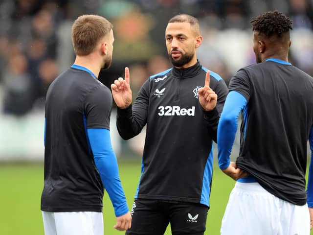 Rangers' Kemar Roofe (centre) with team-mates before a cinch Premiership match. (Photo by Robert Perry/PA Wire).