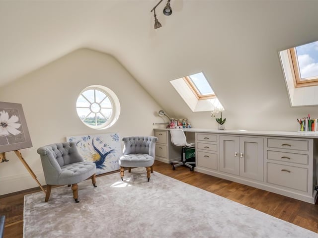 'Cherryfields', 22 Cherryburn Road,
Templepatrick, BT39 0JD
5 Bed Detached House
Offers over £1,250,000