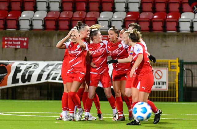 Cliftonville's Vicky Carleton scored for her side in a 2-1 defeat against Glentoran as the Reds lifted the Danske Bank Women's Premiership title at Solitude on Wednesday.