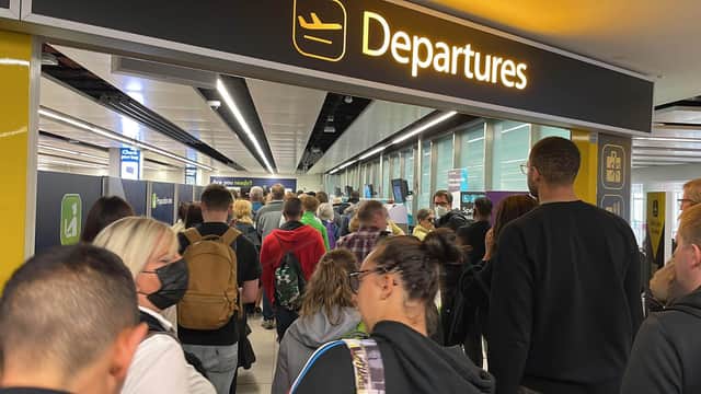 Security queues at departures