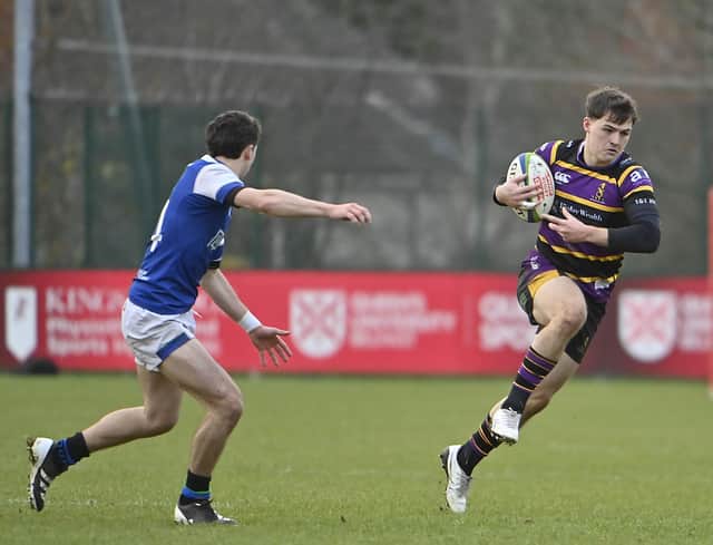 Instonians' Bradley McNamara (right). (Photo by Arthur Allison/Pacemaker Press)