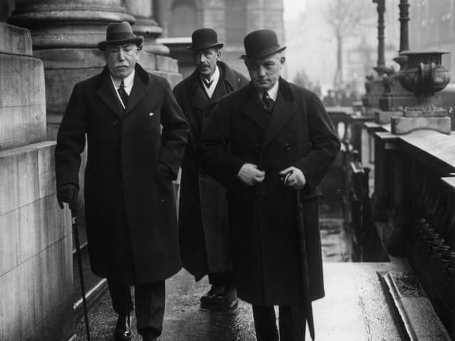 1st February 1922:  1st Viscount Craigavon (1871 - 1940), Ulster politician, Unionist MP and the first prime minister of Northern Ireland James Craig, Colonel Spencer and Captain Nixon attend a conference with Michael Collins at City Hall, Dublin.  (Photo by Walshe/Topical Press Agency/Getty Images)