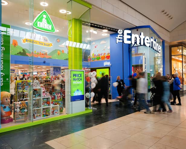 Toy store chain, The Entertainer, is to open a new outlet at Rushmere Shopping Centre in Craigavon, Co Armagh.