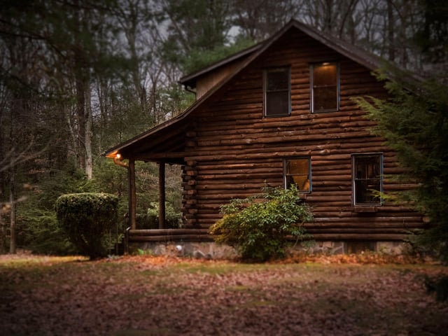 The Cabin in the Woods came with a phenomenal 92% on Rotten Tomatoes on release and is one of modern horror most loved releases.