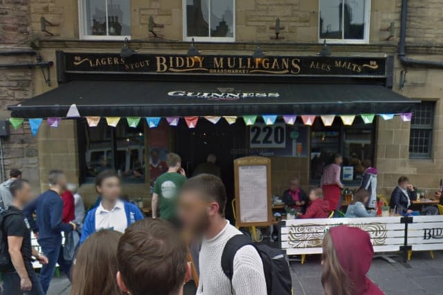 Occupying a prime spot on Edinburgh's Grassmarket, Biddy Mulligans is a rustic Irish tavern with banquettes, booths and stripped wood floors. There's regular live traditional music and the steak pie comes particularly highly recommended.