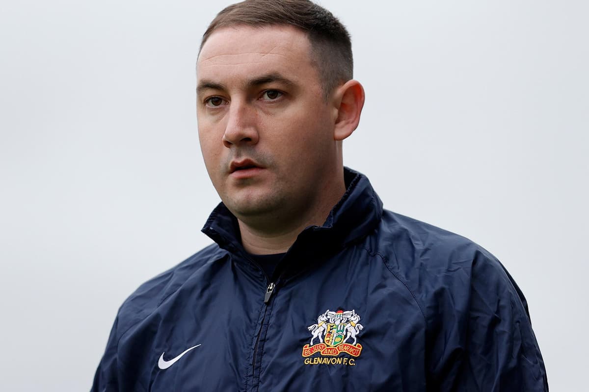 Glenavon pick up victory in first match after Gary Hamilton departure with 2-1 win over 10-man Carrick Rangers