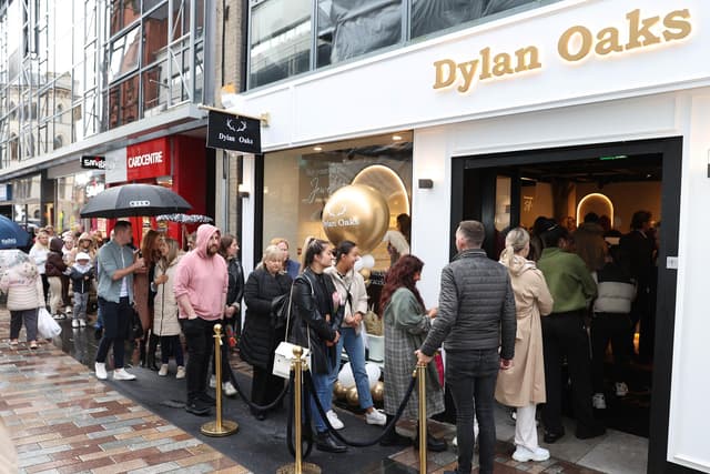 The sleek new store houses the extensive Dylan Oaks collection of exquisite rings, earrings, bracelets and necklaces