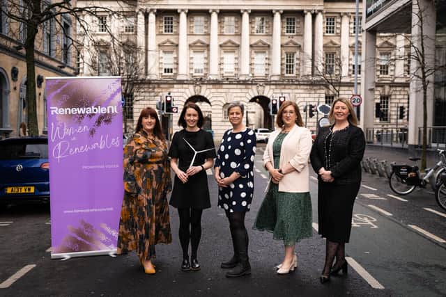 Photo (L to R): Lisa O’Neill (Renewables Development Manager, NIE Networks), Eimear Watson (Head of Networks, SONI Ltd), Vicky Boden (Senior Community Investment Manager, SSE Renewables), Emma Kelly (Planning Director, Turley), Tamasin Fraser (Managing Director, Omnipower Renewables)