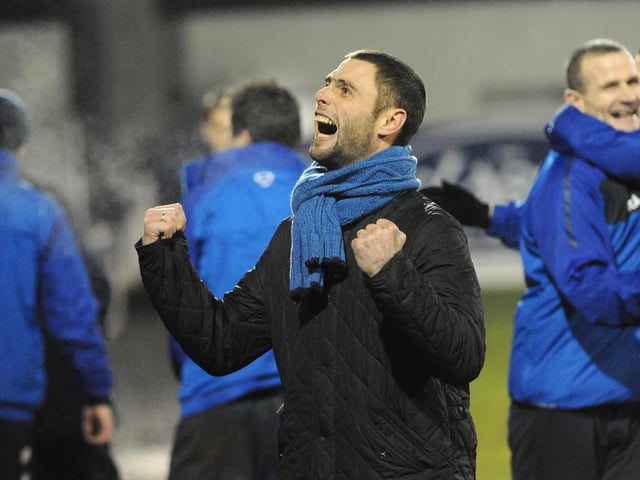 After losing his first match in charge against Linfield, Hamilton quickly responded to collect a maiden win as Glenavon boss as the Lurgan Blues defeated Crusaders 3-2 at Mourneview Park on December 20, 2011
