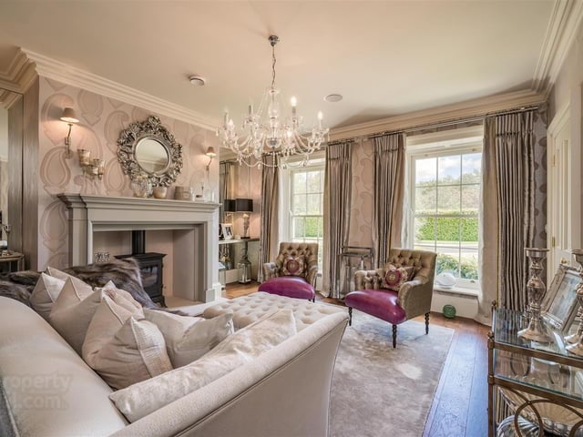 'Cherryfields', 22 Cherryburn Road,
Templepatrick, BT39 0JD
5 Bed Detached House
Offers over £1,250,000